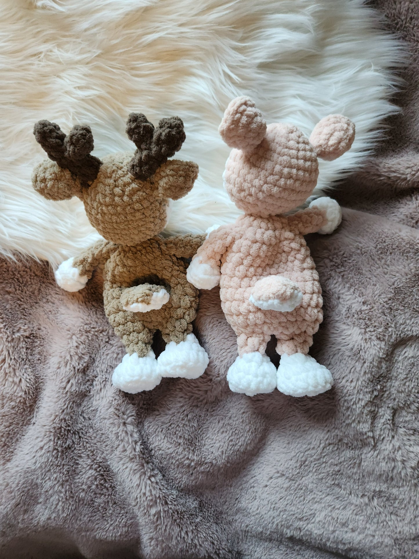 Crochet Deer Snuggler Pattern – DIY Amigurumi Deer Plush