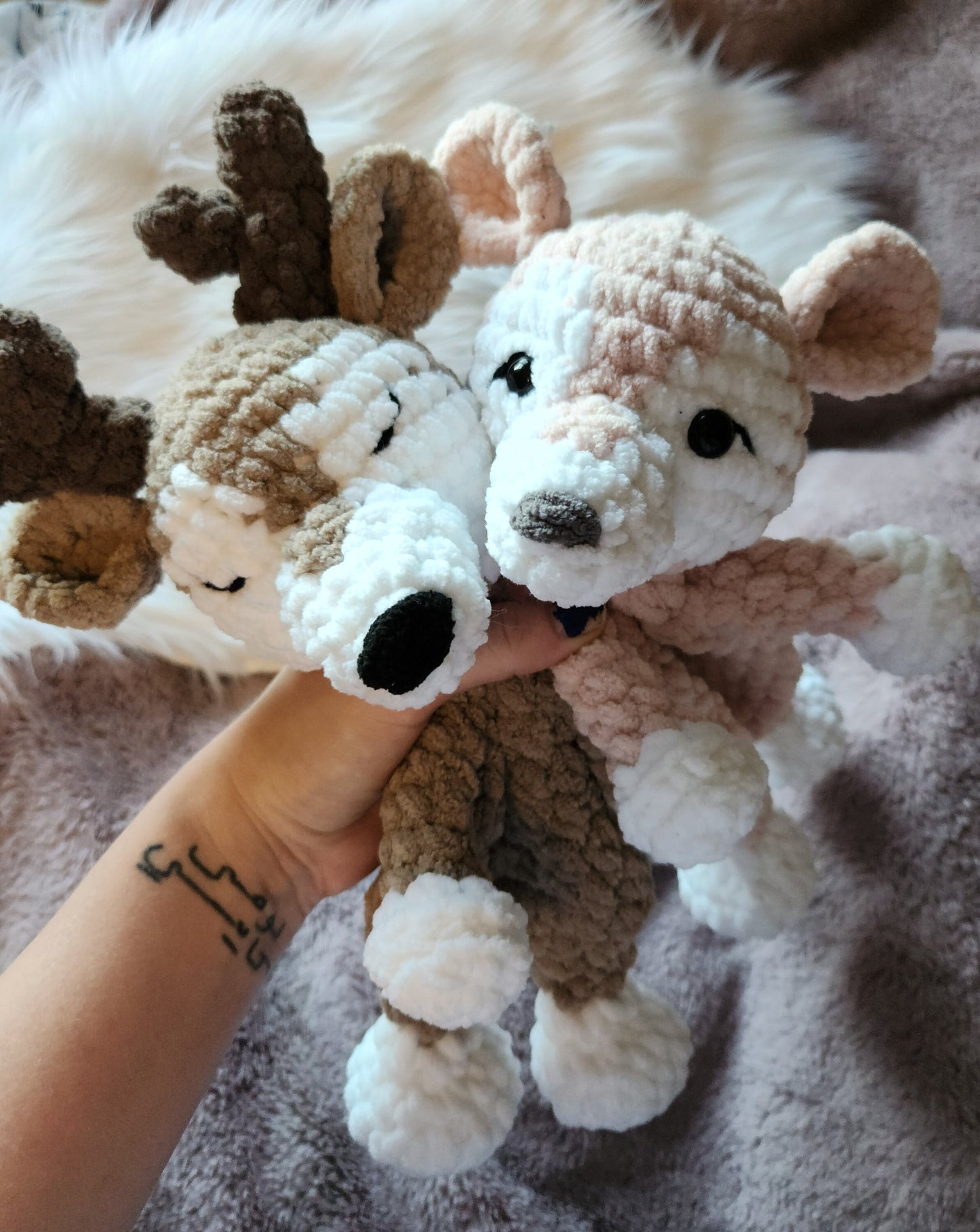 Crochet Deer Snuggler Pattern – DIY Amigurumi Deer Plush